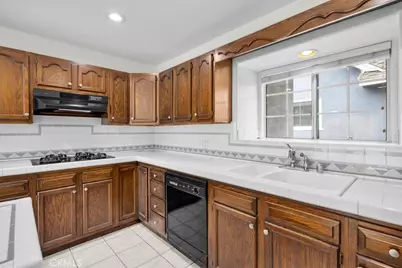 2328 Margaret Drive, Newport Beach, CA 92663 - Photo 11