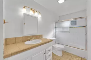 16572 Patricia Ln, Huntington Beach, CA 92647 - Photo 25