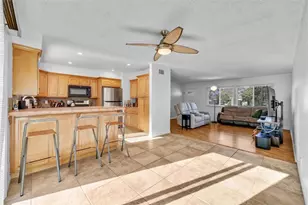 16572 Patricia Ln, Huntington Beach, CA 92647 - Photo 9