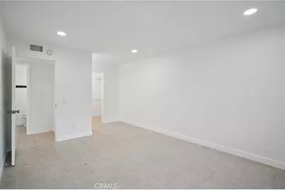 1044 Cabrillo Park Dr #B, Santa Ana, CA 92701 - Photo 17