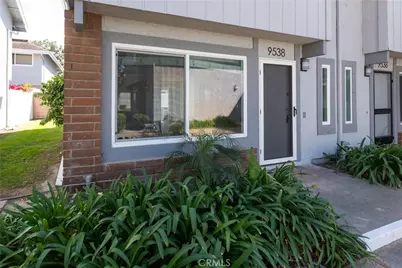 9538 Bickley Dr #2, Huntington Beach, CA 92646 - Photo 5
