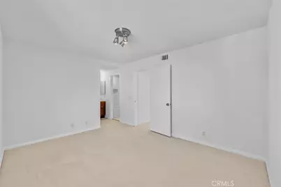 2000 W Palmyra #30, Orange, CA 92868 - Photo 19