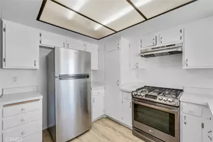 2000 W Palmyra, Orange, CA 92868 - Photo 11