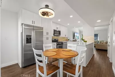 159 Morristown, Costa Mesa, CA 92626 - Photo 15