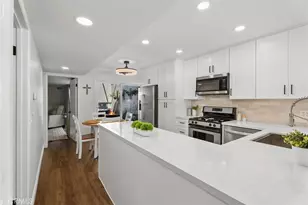 159 Morristown, Costa Mesa, CA 92626 - Photo 11