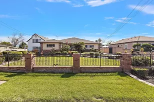 420 W Tichenor St, Compton, CA 90220 - Photo 51