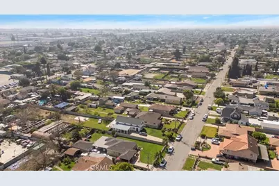 420 W Tichenor Street, Compton, CA 90220 - Photo 31