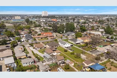 420 W Tichenor Street, Compton, CA 90220 - Photo 33