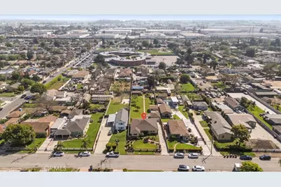 420 W Tichenor Street, Compton, CA 90220 - Photo 35