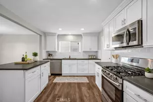 10593 Jill St, Cypress, CA 90630 - Photo 11