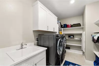 2413 Sierra Bella Drive, Corona, CA 92882 - Photo 35