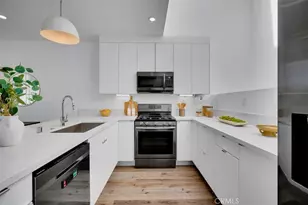 6919 Knowlton Pl, Los Angeles, CA 90045 - Photo 9