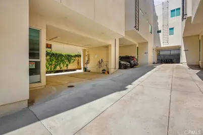 6919 Knowlton Place, Los Angeles, CA 90045 - Photo 27