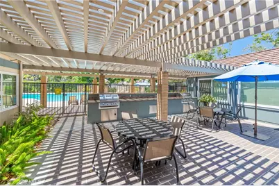 17294 Citron, Irvine, CA 92612 - Photo 23