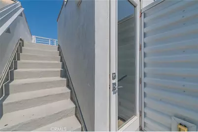 6016 W Beachwood Ln, Los Angeles, CA 90038 - Photo 25