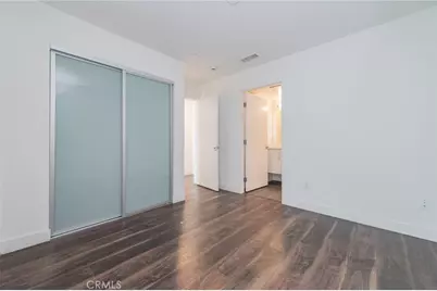 6016 W Beachwood Ln, Los Angeles, CA 90038 - Photo 9