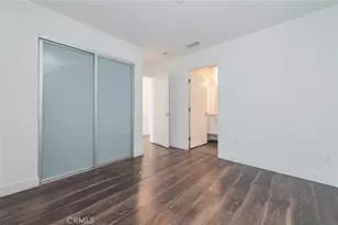 6016 W Beachwood Ln, Los Angeles, CA 90038 - Photo 9