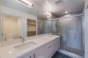 6016 W Beachwood Ln, Los Angeles, CA 90038 - Photo 21