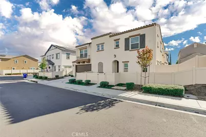 31969 Monet, Yucaipa, CA 92399 - Photo 3