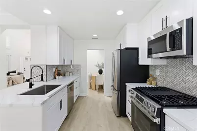 136 Encantado, Rancho Santa Margarita, CA 92688 - Photo 15