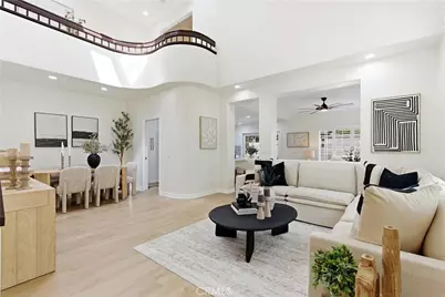 136 Encantado, Rancho Santa Margarita, CA 92688 - Photo 7