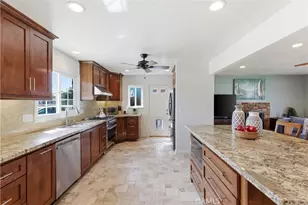 17441 Jefferson Ln, Huntington Beach, CA 92647 - Photo 13