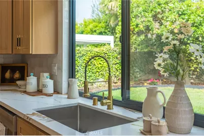 10091 Edye, Huntington Beach, CA 92646 - Photo 9