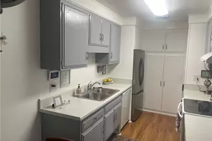 2189 Via Mariposa E, Laguna Woods, CA 92637 - Photo 7