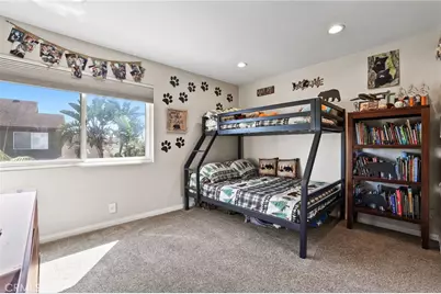 8482 Deepview Drive, Huntington Beach, CA 92646 - Photo 23