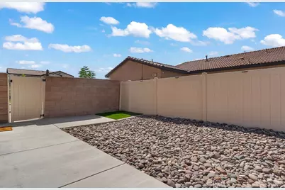 1262 Arcangela, Perris, CA 92571 - Photo 41