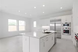 169 Apron, Irvine, CA 92618 - Photo 9