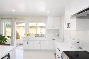 1912 E Clifpark, Anaheim, CA 92805 - Photo 11