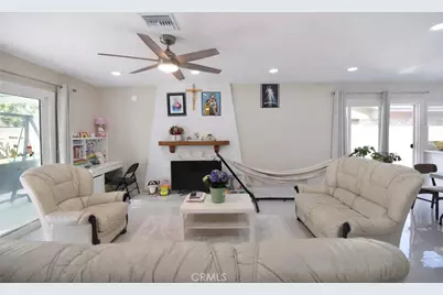 1912 E Clifpark, Anaheim, CA 92805 - Photo 9