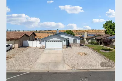 13904 Hidden Valley Road, Victorville, CA 92395 - Photo 31