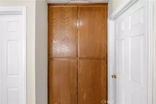 13904 Hidden Valley Rd, Victorville, CA 92395 - Photo 21