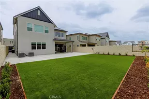 27526 Elderberry Dr, Valencia, CA 91381 - Photo 39