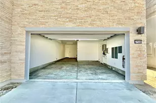 27526 Elderberry Dr, Valencia, CA 91381 - Photo 47