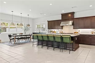 27526 Elderberry Dr, Valencia, CA 91381 - Photo 11