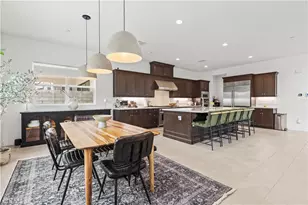 27526 Elderberry Dr, Valencia, CA 91381 - Photo 15