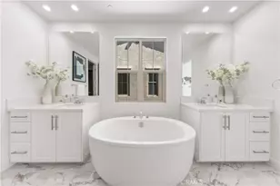 168 Somera, Irvine, CA 92602 - Photo 47