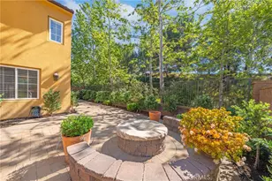 68 PATHSTONE, Irvine, CA 92603 - Photo 3