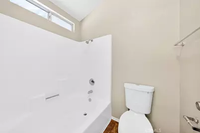 10235 Basalt, Mentone, CA 92359 - Photo 7