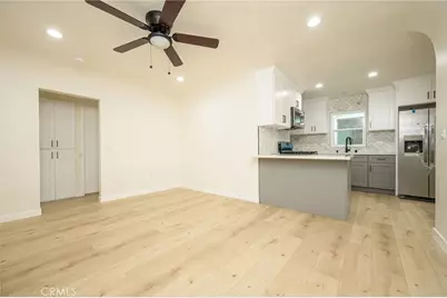 705 Bradshawe, Los Angeles, CA 90022 - Photo 5