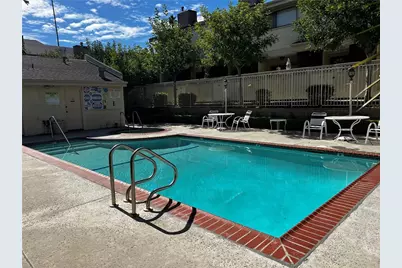 19451 Sherman Way #501, Reseda, CA 91335 - Photo 37