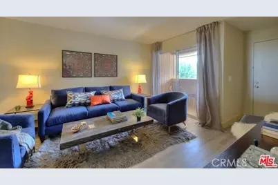 420 N Villa Court #211, Palm Springs, CA 92262 - Photo 5