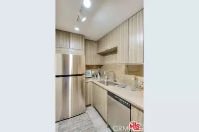420 N Villa Court #211, Palm Springs, CA 92262 - Photo 13