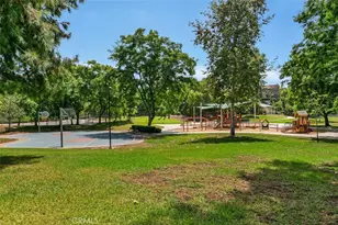 21981 Rimhurst Dr, Lake Forest, CA 92630 - Photo 31