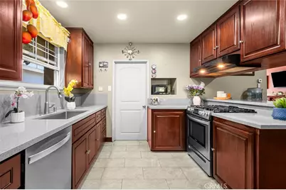 5026 W Roberts, Santa Ana, CA 92704 - Photo 13