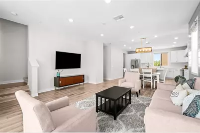 218 Keeper, Irvine, CA 92618 - Photo 15