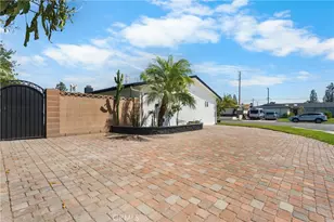 16551 Lucia Ln, Huntington Beach, CA 92647 - Photo 25
